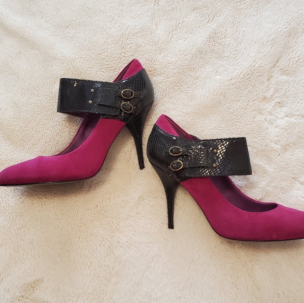 Fushia & black Steven pumps